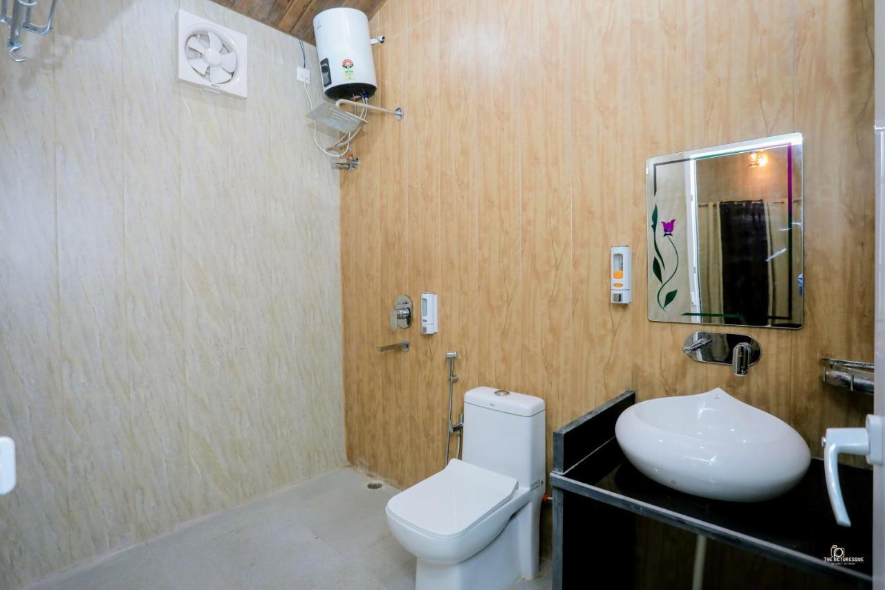 Suryoday Resort ランズドーン エクステリア 写真