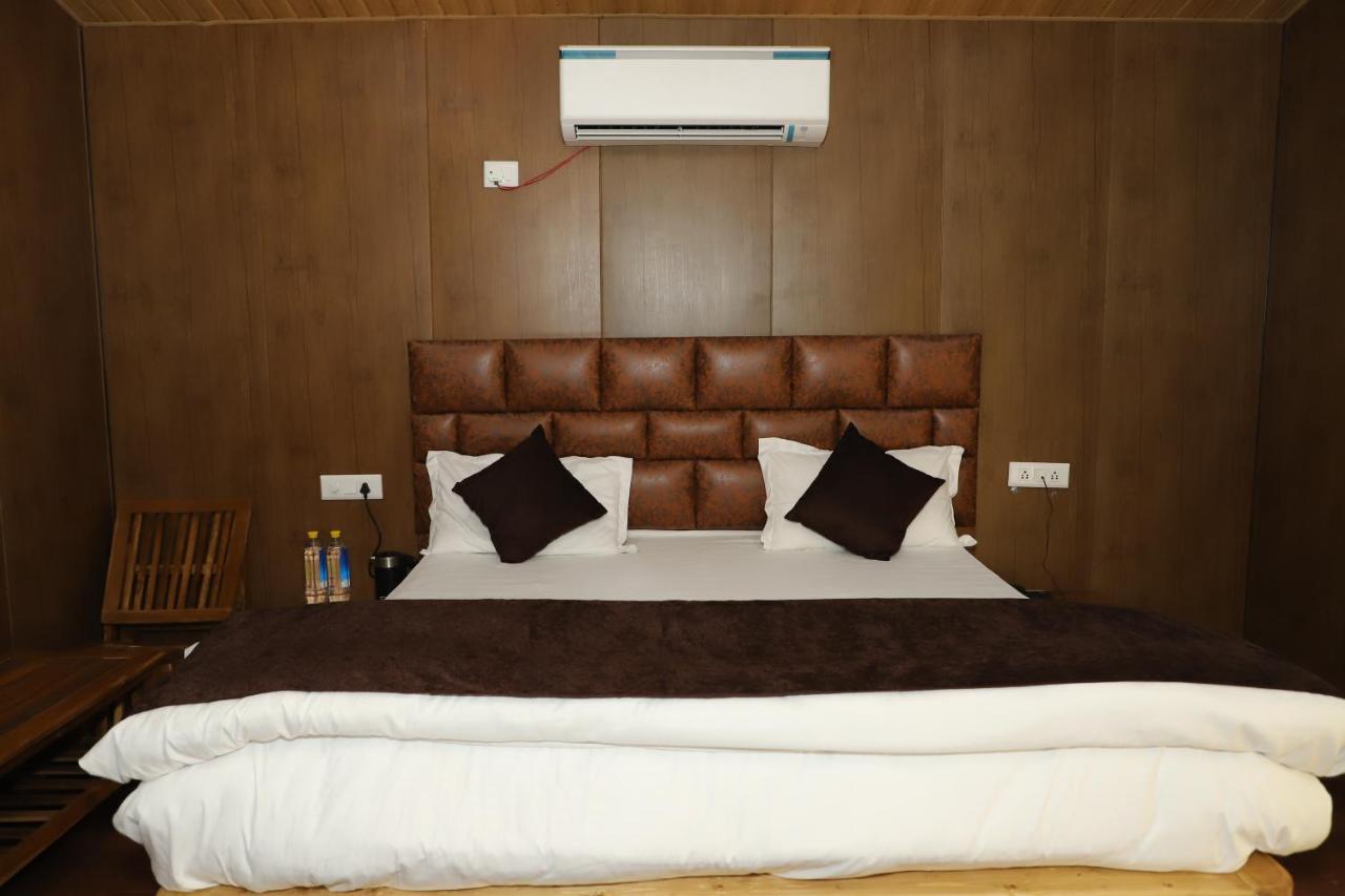Suryoday Resort ランズドーン エクステリア 写真